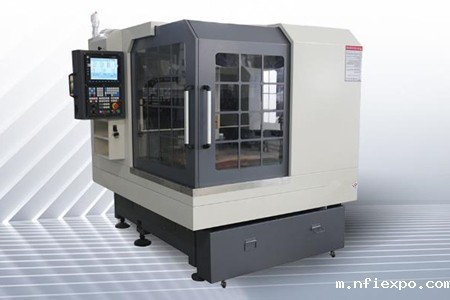 雕铣机与雕刻机在装备、行程以及加工范围上的区别